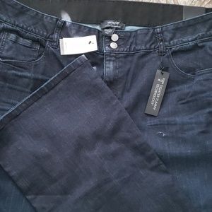 NWT Plus size high rise boot cut jeans